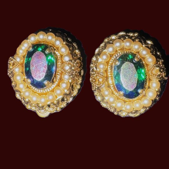 Vintage Gemstone Pearl and Gold West Germany Made Clip-On Earrings EUC - Picture 3 of 12